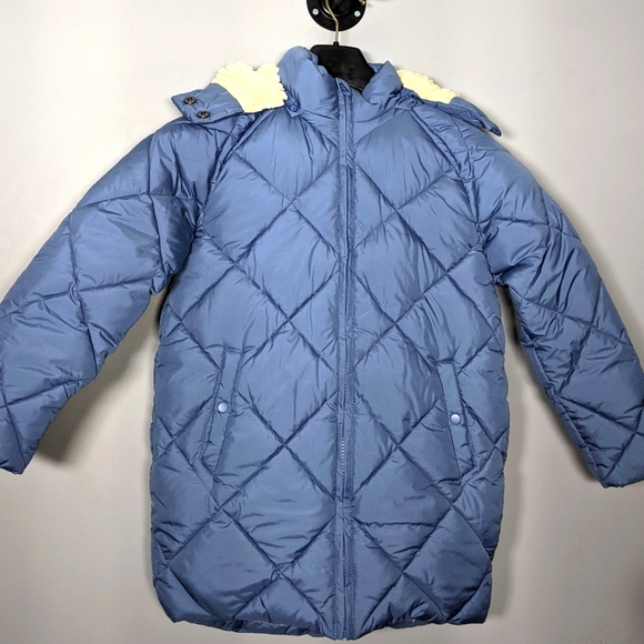 NEW Amazon Essentials Girls Long Quilted Cocoon Puffer Coat Sz M light baby blue - Picture 1 of 2
